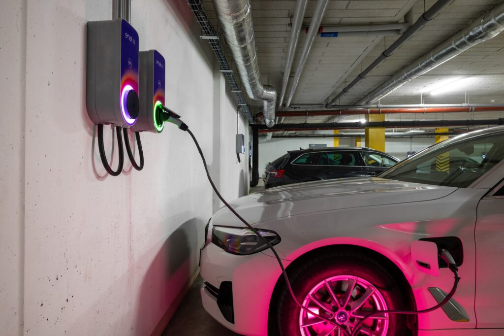 Dodaj NIP w aplikacji ChargeIn Go. Po ładowaniu otrzymasz fakturę!