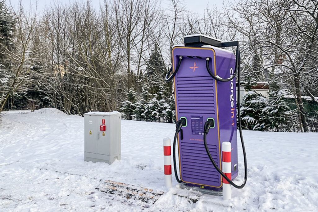 Stacja ładowania samochodów elektrycznych ChargeIn DC 150 kW w Poznaniu przy ul. Umultowskiej